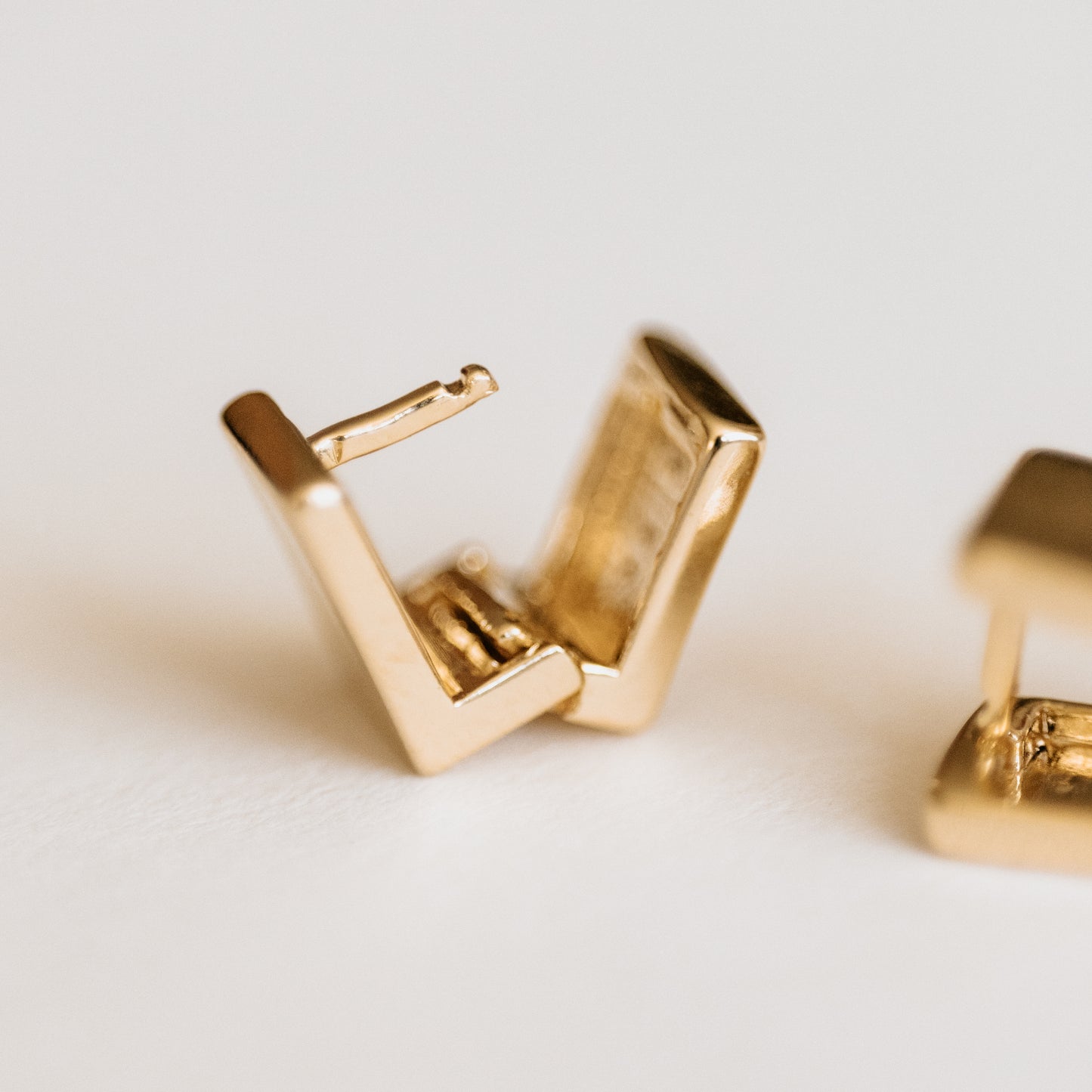 Square Chunky Huggies