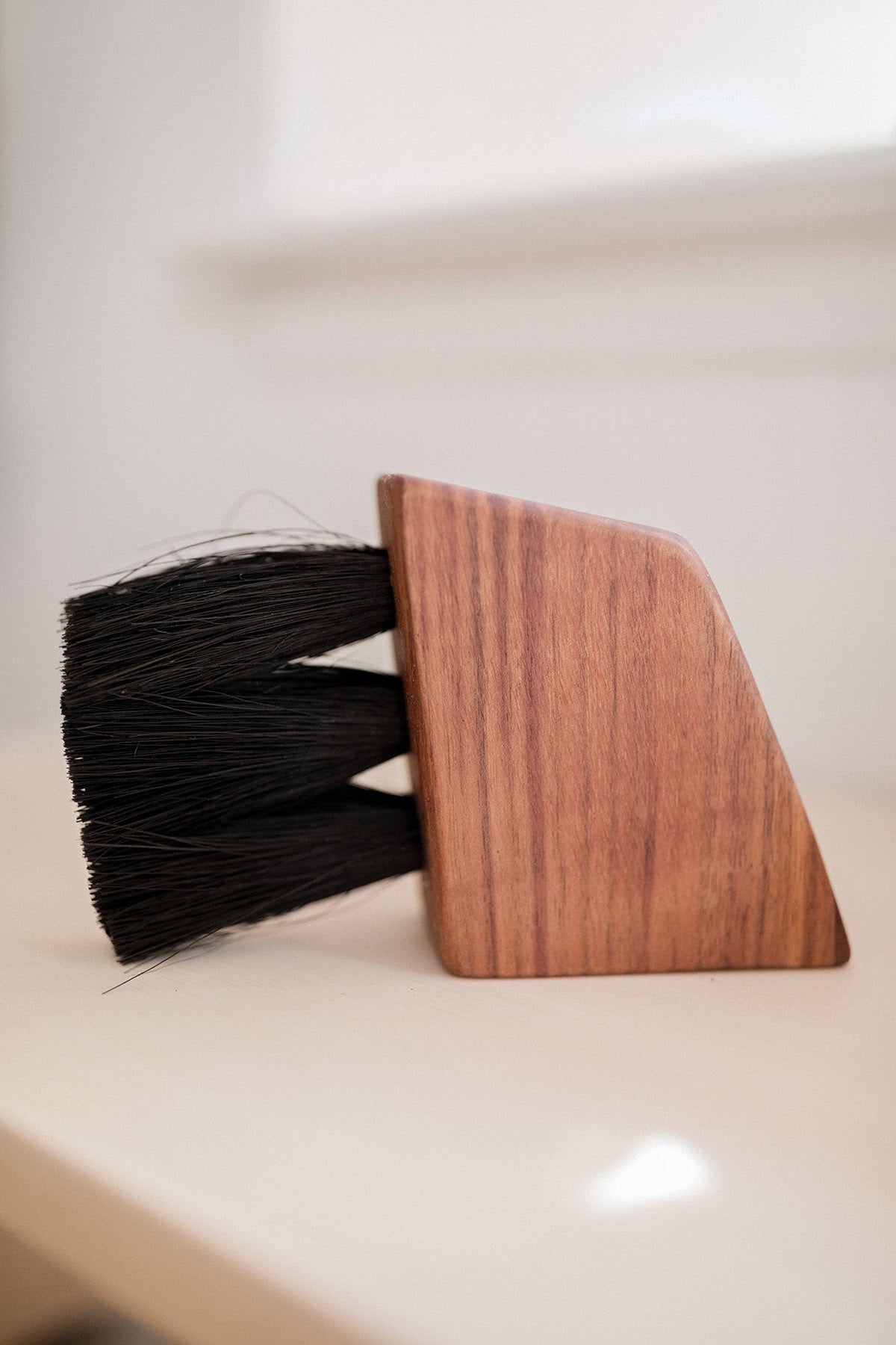 Counter Top Brush ~ Medium