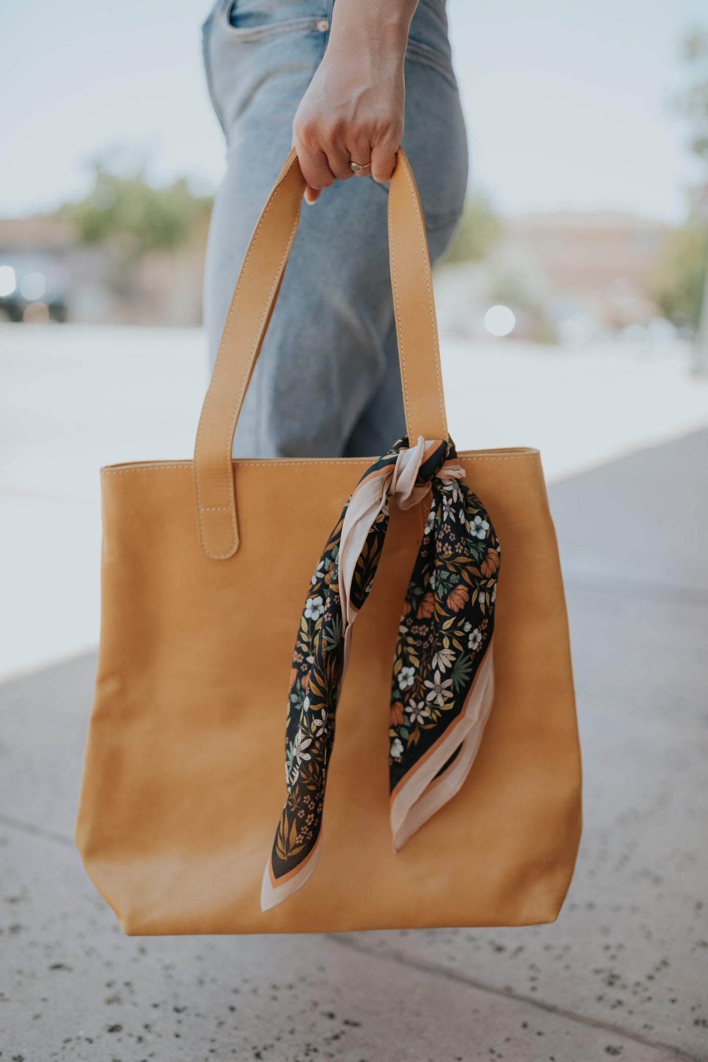 Hanna Leather Tote