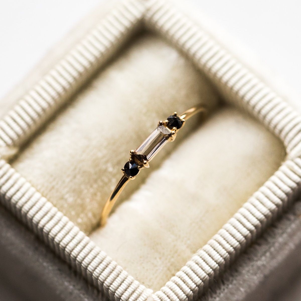 Smokey Crush Ring