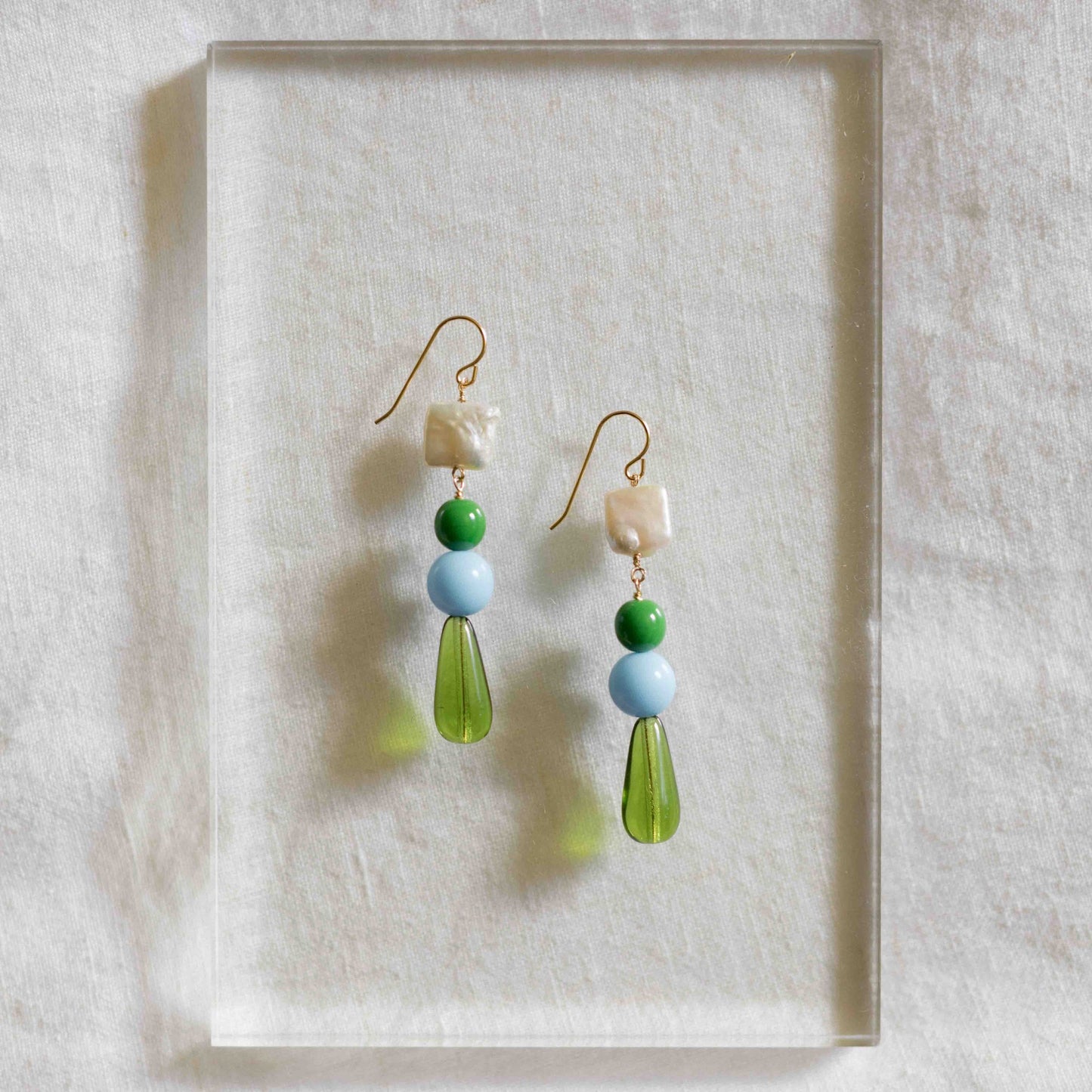 Elizabeth Pearl Drop Earrings